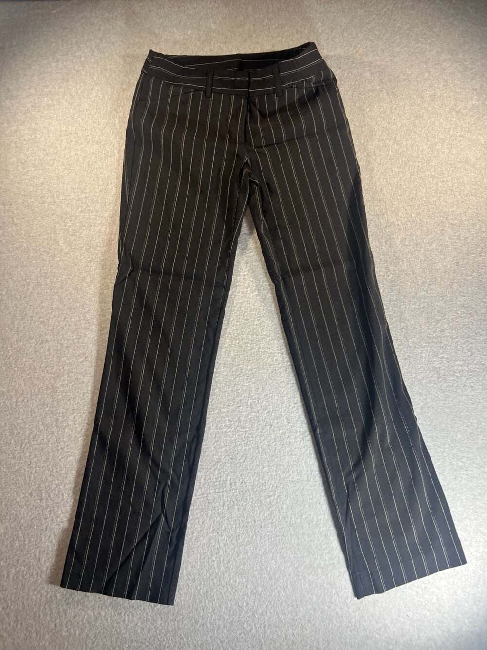 Xhilaration Low-Rise Black Pinstripe Straight Leg Trousers Size 3
